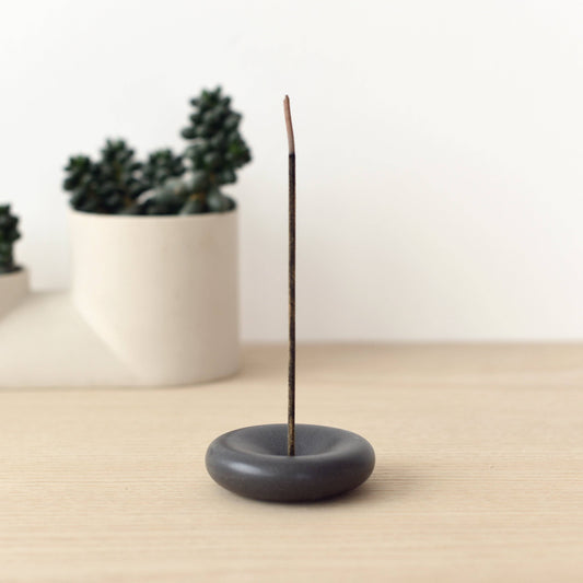 Misewell Eve Incense Holder in Black