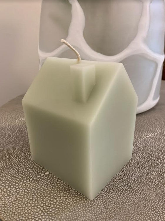 CONIC HOUSE CANDLE
