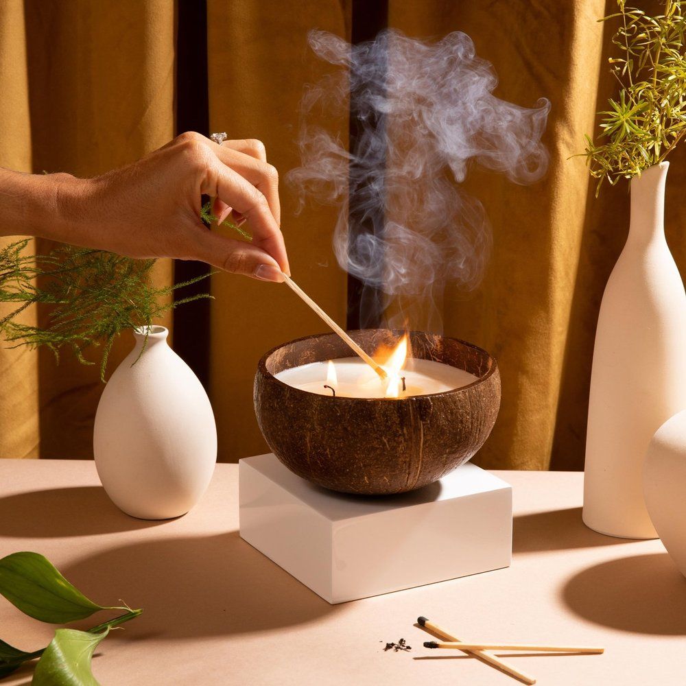 Nen Coconut Shell Candle